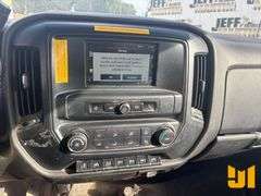 2019 CHEVROLET SILVERADO 5500HD FEC 4400 LB BOOM TRUCK VIN: 1HTKHPVK4KH284339