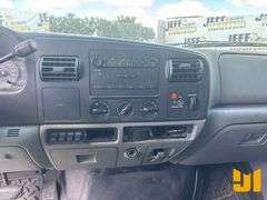 2007 FORD F-350 SINGLE AXLE REGULAR CAB FLATBED TRUCK VIN: 1FDWF365X7EA83586