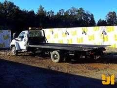 2004 CHEVROLET C5 SINGLE AXLE ROLLBACK TRUCK VIN: 1GBE5C1134F500886
