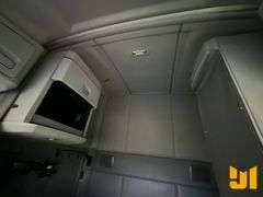 2015 KENWORTH T680 TANDEM AXLE TRUCK TRACTOR VIN: 1XKYD49X7FJ440691