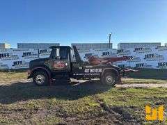 1997 INTERNATIONAL 4700 SINGLE AXLE WRECKER VIN: 1HTSCAAM4VH482801