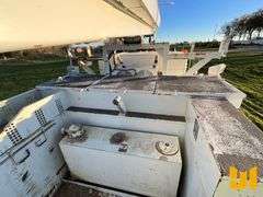 2008 KENWORTH T300 T/A DIGGER DERRICK TRUCK ALTEC D3055A T R VIN: 2NKMLN9X68M217555