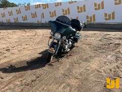 2002 HARLEY-DAVIDSON ELECTRA GLIDE CLASSIC MOTORCYCLE VIN: 1HD1FFW172Y607196