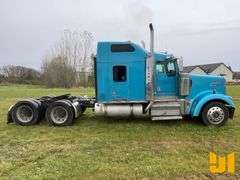 2001 KENWORTH W900L TANDEM AXLE TRUCK TRACTOR VIN: 874093