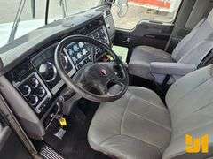 2018 KENWORTH T8 SERIES TRI AXLE DAY CAB TRUCK TRACTOR VIN: 1XKDP4EX0JR188496