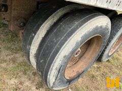 2001 UTILITY TRAILER MANUFACTURER VS2DC 53'X102" VAN TRAILER VIN: 1UYVS25331C454906