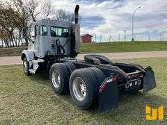 2009 KENWORTH T8 SERIES TANDEM AXLE DAY CAB TRUCK TRACTOR VIN: 1XKDD49XX9J255876