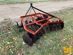 WALCO-DOUGLAS 6’ TANDEM OFFSET DISC HARROW
