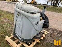 ADVANCE ADGRESSOR FLOOR SWEEPER