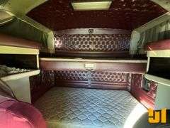 1999 KENWORTH W900L TANDEM AXLE TRUCK TRACTOR VIN: ***R814173