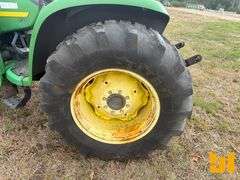 2001 JOHN DEERE 4600 4X4 TRACTOR W/ LOADER SN: LV4600H367634