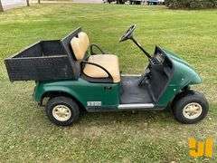 EZ GO TXT GOLF CART SN: 2700797
