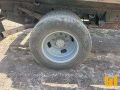 2007 FORD F-350 SINGLE AXLE REGULAR CAB FLATBED TRUCK VIN: 1FDWF365X7EA83586