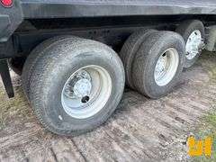 2003 KENWORTH T800 TRI-AXLE DUMP TRUCK VIN: 1NKDXUEXX3J383453