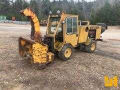 TRACKLESS VEHICLES SIDE WALK MACHINE
