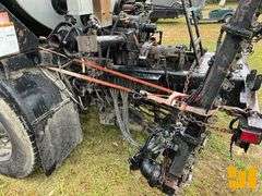 1994 FORD F-800 S/A ASPHALT DISTRIBUTOR TRUCK VIN: 1FDYK84E4RVA07420