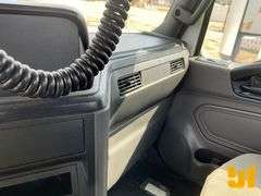 2018 INTERNATIONAL LT625 TANDEM AXLE DAY CAB TRUCK TRACTOR VIN: 3HCDZAPR9JL172195