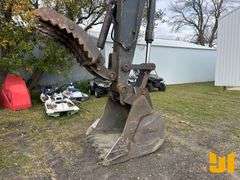 2006 DEERE 240D LC HYDRAULIC EXCAVATOR SN: FF240DX605367