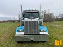2001 KENWORTH W900L TANDEM AXLE TRUCK TRACTOR VIN: 874093