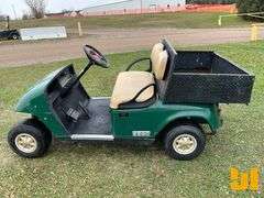 EZ GO TXT GOLF CART SN: 2700797