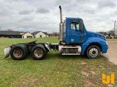 2007 FREIGHTLINER COLUMBIA TANDEM AXLE DAY CAB TRUCK TRACTOR VIN: 1FUJA6CG17LX37769