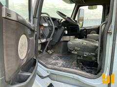 2007 VOLVO VN TANDEM AXLE TRUCK TRACTOR VIN: 4V4NC9GH47N453519