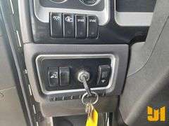 2018 KENWORTH T8 SERIES TRI AXLE DAY CAB TRUCK TRACTOR VIN: 1XKDP4EX0JR188496