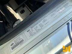 2014 MACK CXU (PINNACLE) TANDEM AXLE TRUCK TRACTOR VIN: 1M1AW07YXEM040682