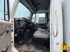 1997 INTERNATIONAL 4700 SINGLE AXLE VAN TRUCK VIN: 1HTSCAAM2VH489665