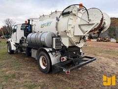 2001 STERLING TRUCK L7500 S/A VAC VIN: 2FZAA0AK51AF13774