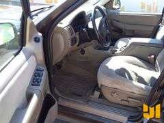 2005 FORD EXPLORER VIN: 1FMZU73K85ZA44876 4WD