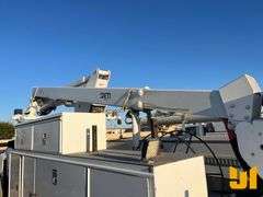 2019 CHEVROLET SILVERADO 6500 HD 4X4 BUCKET TRUCK VIN: 1HTKJPVM9KH885722