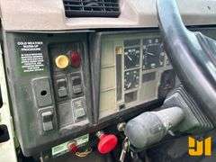 1997 INTERNATIONAL 4700 SINGLE AXLE VAN TRUCK VIN: 1HTSCAAM2VH489665