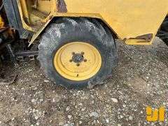 TRACKLESS VEHICLES SIDE WALK MACHINE