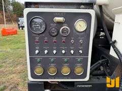 2001 STERLING TRUCK L7500 S/A VAC VIN: 2FZAA0AK51AF13774