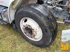 1997 INTERNATIONAL 4700 SINGLE AXLE VAN TRUCK VIN: 1HTSCAAM2VH489665