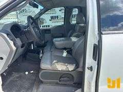 2005 FORD F-150 XL EXTENDED CAB 4X2 PICKUP VIN: 1FTRF12W95NA26474