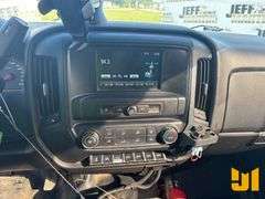 2019 CHEVROLET SILVERADO 5500HD FEC 4400 LB BOOM TRUCK VIN: 1HTKHPVK8KH885611