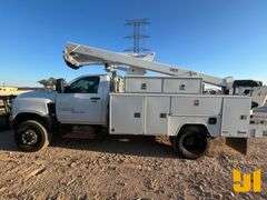 2019 CHEVROLET SILVERADO 6500 HD 4X4 BUCKET TRUCK VIN: 1HTKJPVM9KH885722