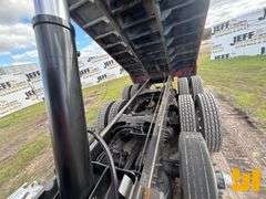 2017 MACK GU813 (GRANITE) TRI-AXLE DUMP TRUCK VIN: 1M2AX16C3HM037843