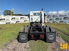 2009 VOLVO TRUCK VNL TANDEM AXLE DAY CAB TRUCK TRACTOR VIN: 4V5NC9EG69N271264