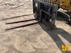 2005 CATERPILLAR TH350B 6000 LB TELESCOPIC FORKLIFT SN: CATTH350KSLD01405