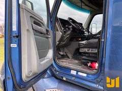 2015 KENWORTH T680 TANDEM AXLE TRUCK TRACTOR VIN: 1XKYD49X7FJ440691