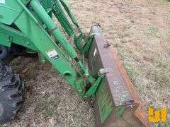 2001 JOHN DEERE 4600 4X4 TRACTOR W/ LOADER SN: LV4600H367634