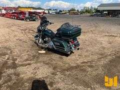 2002 HARLEY-DAVIDSON ELECTRA GLIDE CLASSIC MOTORCYCLE VIN: 1HD1FFW172Y607196
