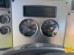 2018 KENWORTH T3 SERIES SINGLE AXLE REAR DISCHARGE MIXER TRUCK VIN: 2NKHHM6X2JM195027