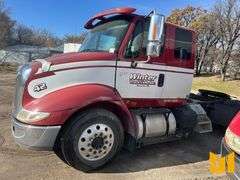 2007 INTERNATIONAL 8600 TANDEM AXLE SLEEPER TRUCK TRACTOR VIN: 1HSHXAHR27J552618