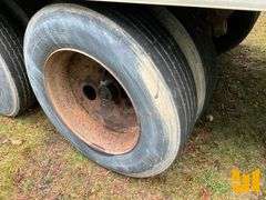 2001 UTILITY TRAILER MANUFACTURER VS2DC 53'X102" VAN TRAILER VIN: 1UYVS25381C602905