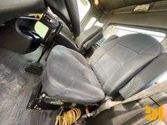 2009 KENWORTH T8 SERIES TANDEM AXLE DAY CAB TRUCK TRACTOR VIN: 1XKDD49XX9J255876