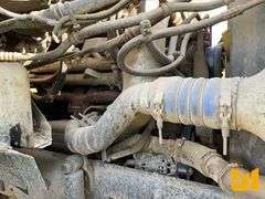 2005 STERLING TRUCK L7500 SERIES S/A ASPHALT DISTRIBUTOR TRUCK VIN: 2FZAASCS55AV42154